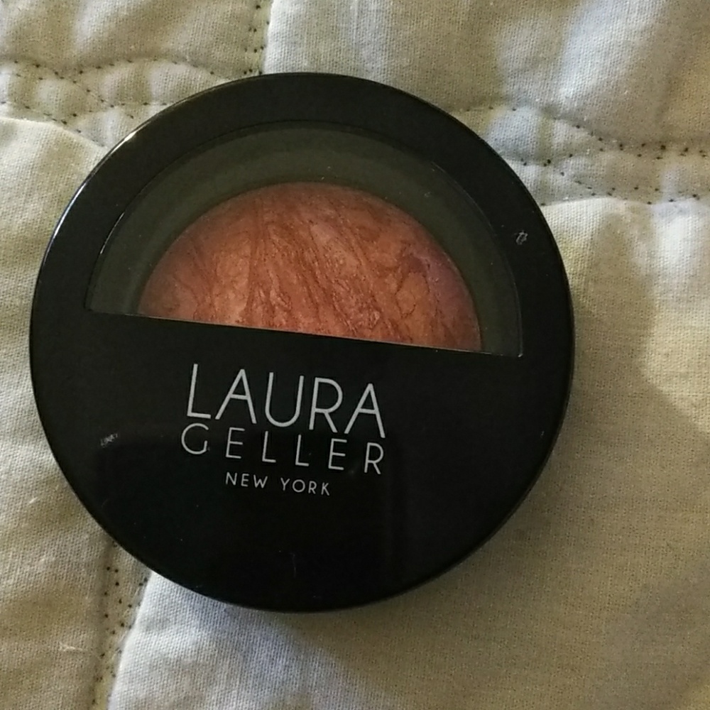 Baked blush